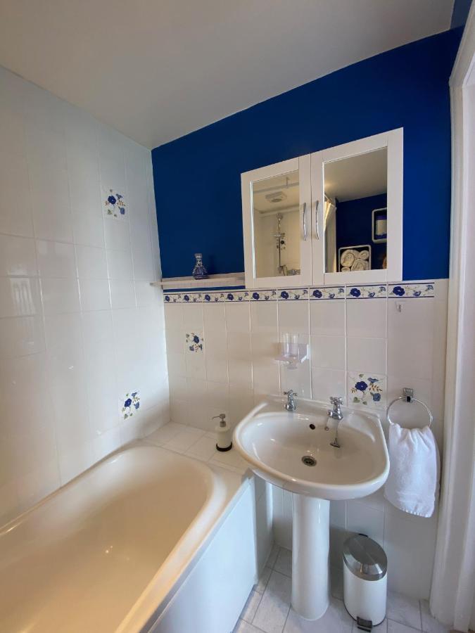 Pound Corner Apartment Godalming Ngoại thất bức ảnh